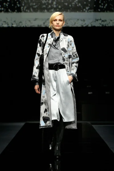 Look 29